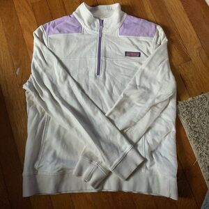 Vineyard vines sweatshirt